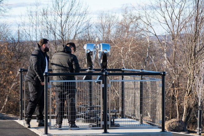 Scenic vistas await at Garrett Mountain's Auto Overlook
