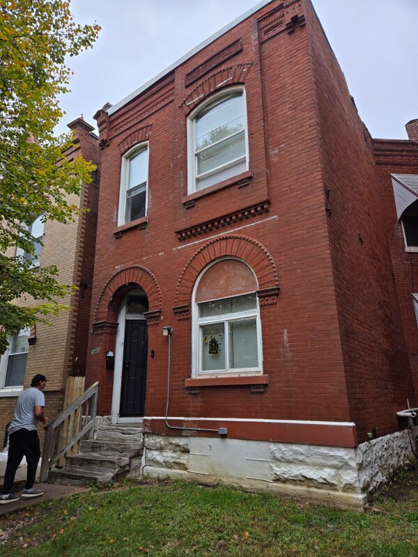 3440 Oregon Ave Unit 1st floor, St. Louis, MO 63118