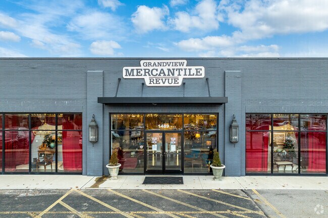 Grandview Mercantile Revue offers antiques and art near Fifth by Northwest.