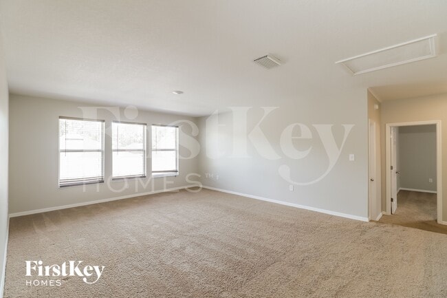 8842 Cypress Hammock Dr, Tampa, FL 33614 - photo 7