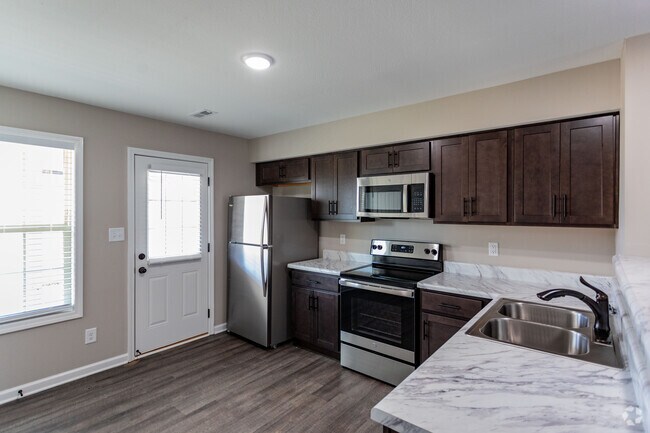 Peachers Point, Clarksville, TN 37042 - photo 3