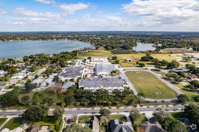 A beautiful aerial view of the campus of Ocoee Middle School located in Ocoee.