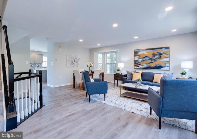 22985 Whitehall Terrace unit UL 2, Sterling, VA 20166 - photo 3