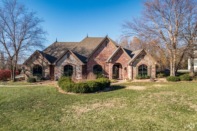 Arbor Hills includes some of Joplin's largest mansions.