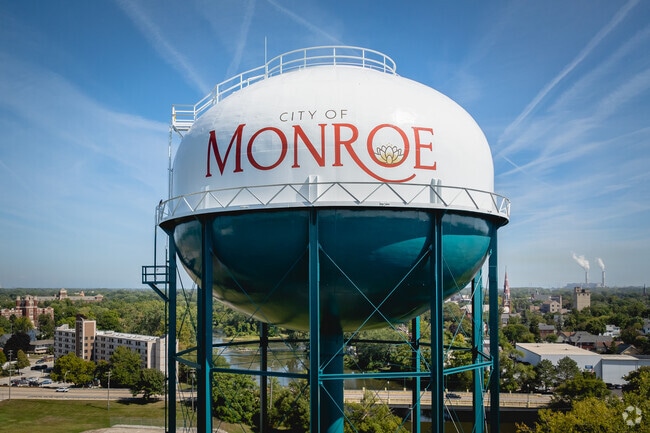 Monroe is a vibrant community located 40 minutes south of Detroit and Toledo.