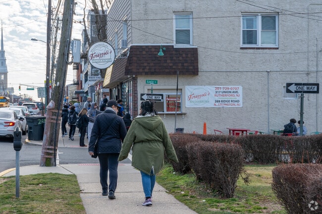 Ridge Rd in North Arlington acts as the main avenue, hosting many businesses and stores.