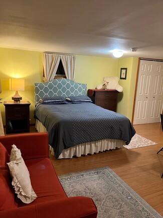 20 Elmwood Ave Unit Efficiency Studio, Norwalk, CT 06854