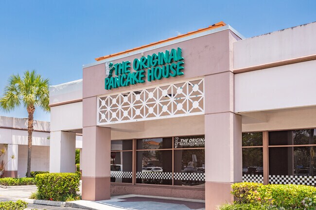 Come to The Original Pancake House and enjoy a great brunch date in Cypress Glen.