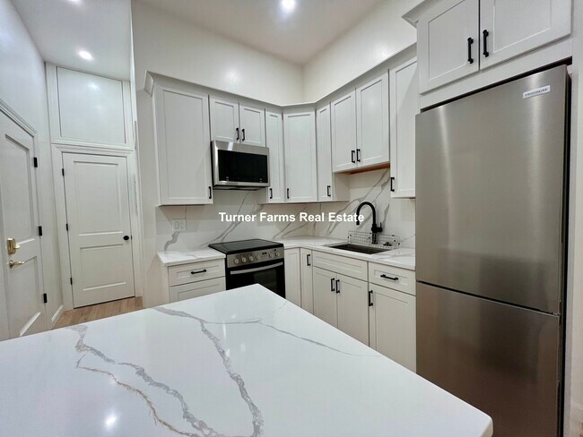 464 Beacon St unit 2F, Boston, MA 02115 - photo 5
