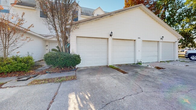 1805 Irish Hill Dr unit 5, Biloxi, MS 39531 - photo 2