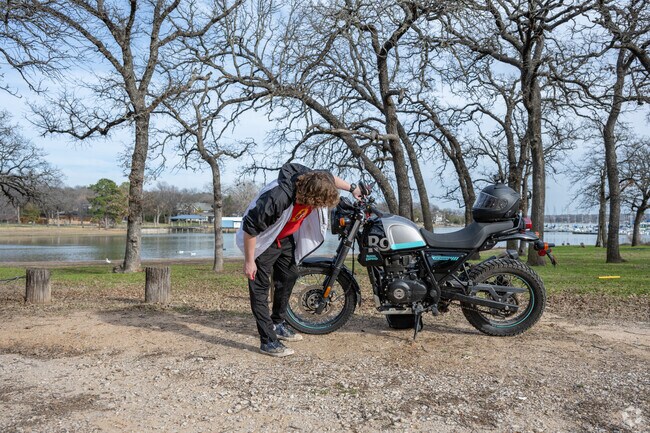 Catch the breeze, ride to one of Lakeside's peaceful retreats.