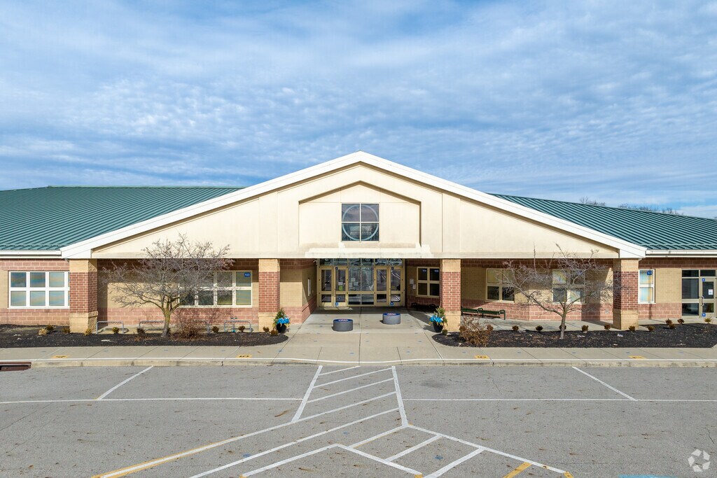Tyler Run Elementary School is located in Liberty-Deleware Co, Powell Ohio.