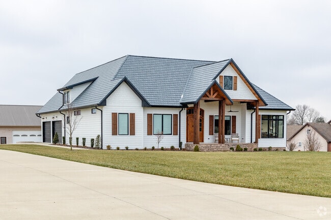 Modern new homes are popping up in Hopkinsville.