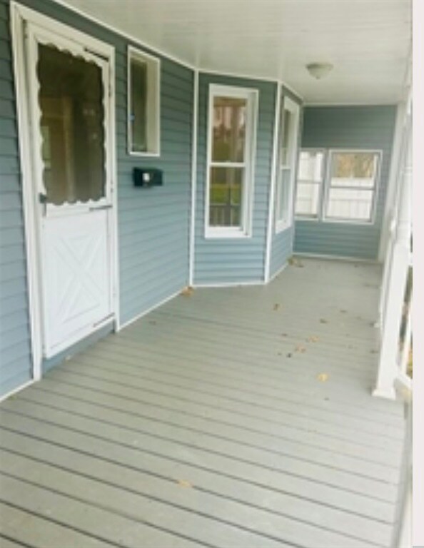 87 Summer St, Fitchburg, MA 01420 - photo 2