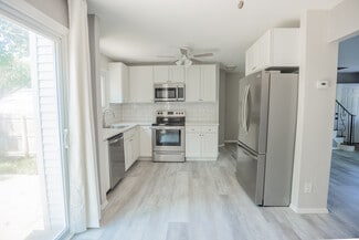 921 Church St Unit 921, Bohemia, NY 11716