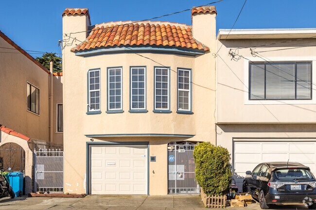 Mediterranean influences are common in Oceanview homes.