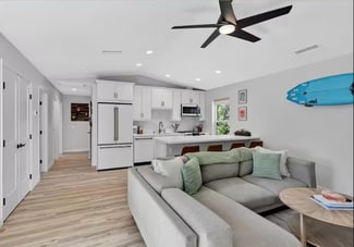 1587 Starlight Dr, Encinitas, CA 92007