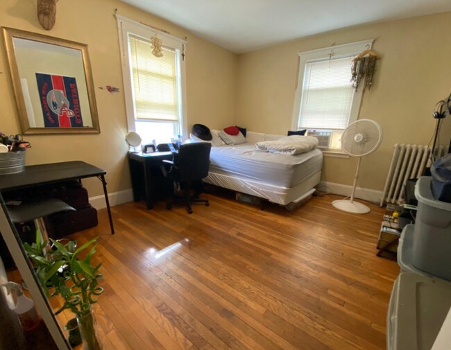 22 Chiswick Rd unit 9, Brighton, MA 02135 - photo 3