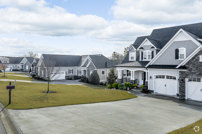 There are some small new construction communities for Princeton residents.