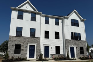 5598-C-3 Sea Glass Ln, Mentor, OH 44060