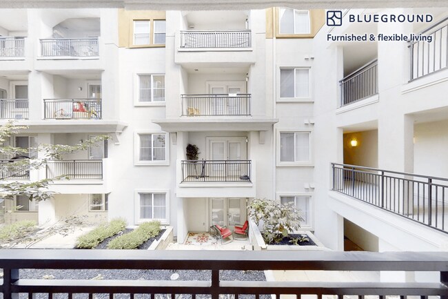 24 Union Square unit FL1-ID10466A, Union City, CA 94587 - photo 6