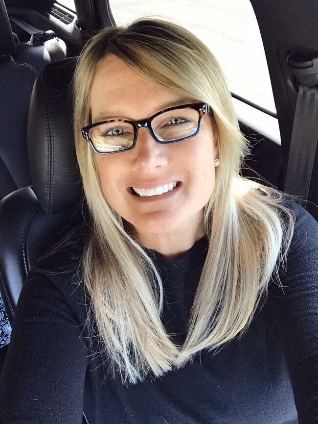 Julie Distel