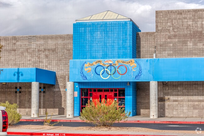Jim Thorpe Elementary School is a diverse public school located in Whitney Ranch.