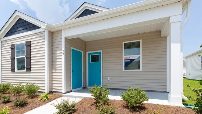 63 N Atlantic Ave, Wilmington, NC 28411 - photo 3