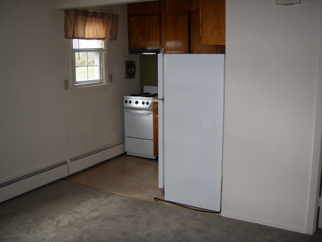 31 Pilgrim Trail unit 31-5 PILGRIM TRAIL, Woodbury, CT 06798 - photo 7
