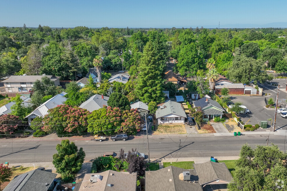 FINAL_Neighborhood_Chapman_554869_072624_Phase2_KW_V1.mp4