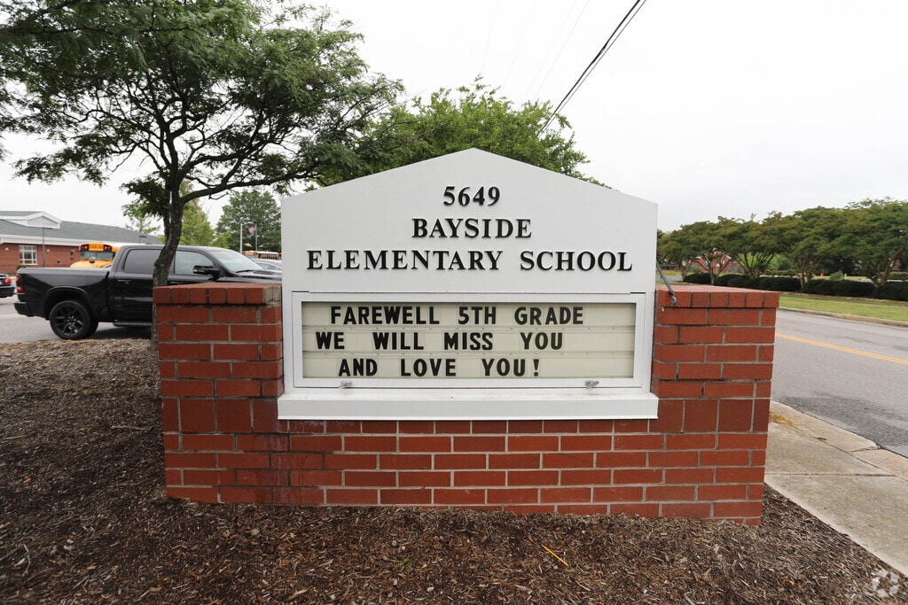 Bayside Elementary School serves students from preschool through fifth grade.