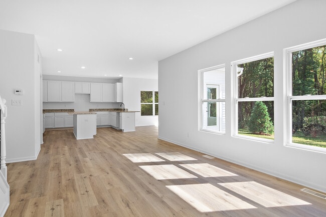 5792 Buck Ln, Portage, IN 46368 - photo 7