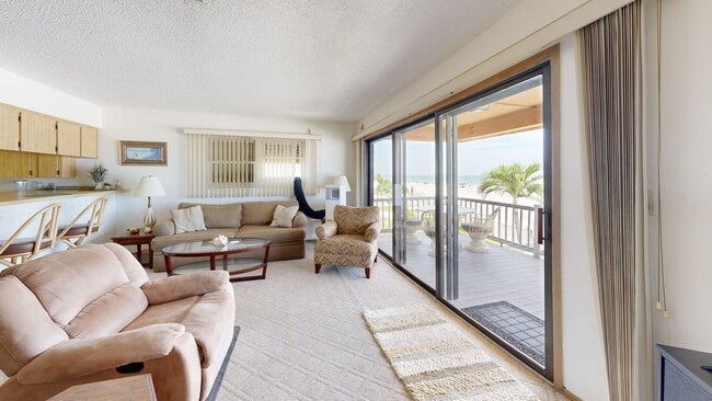 18218 Sunset Blvd unit B, Redington Shores, FL 33708 - photo 2