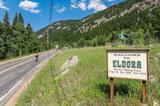 Hailed as “Happy Valley” by residents, the neighborhood provides lots of outdoor activities.