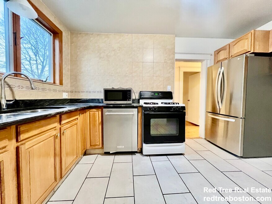 80 Wallingford Rd unit 1, Brighton, MA 02135 - photo 1