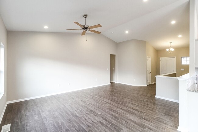 58367 Norton St unit 36454210, Mattawan, MI 49071 - photo 6