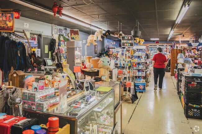 Westwood Historic District residents browse antiques at Weekend Warriors Flea Market.