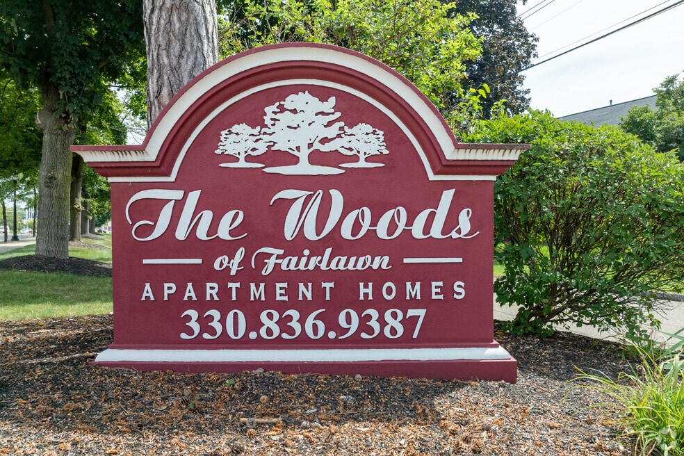 The Woods of Fairlawn, Akron, OH 44313 - photo 1