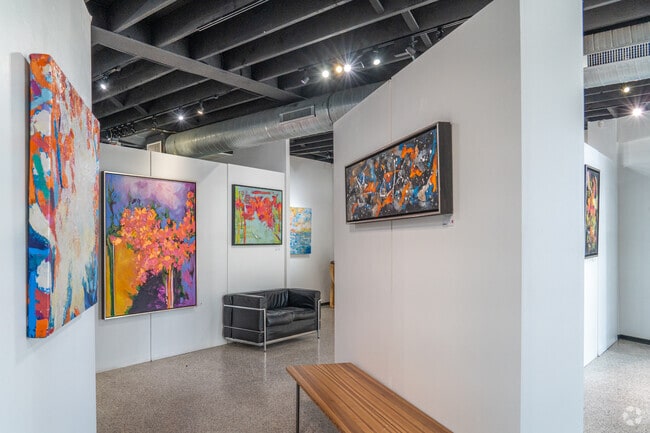 Palma Ceia hosts a stunning gallery in the walkable retail district.