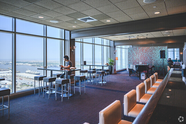 Downtown Mobile offers many different dinning options for Lourdes residents.