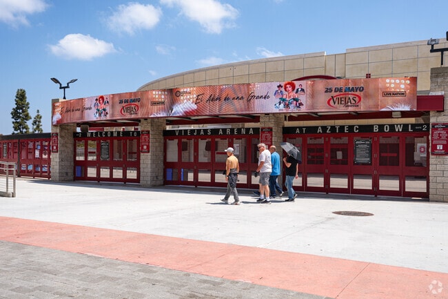 College West puts you just steps from Viejas Arena, home to concerts, sports, and unforgettable events.