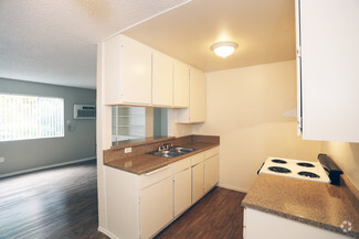 8133 Sepulveda Blvd, Van Nuys, CA 91402