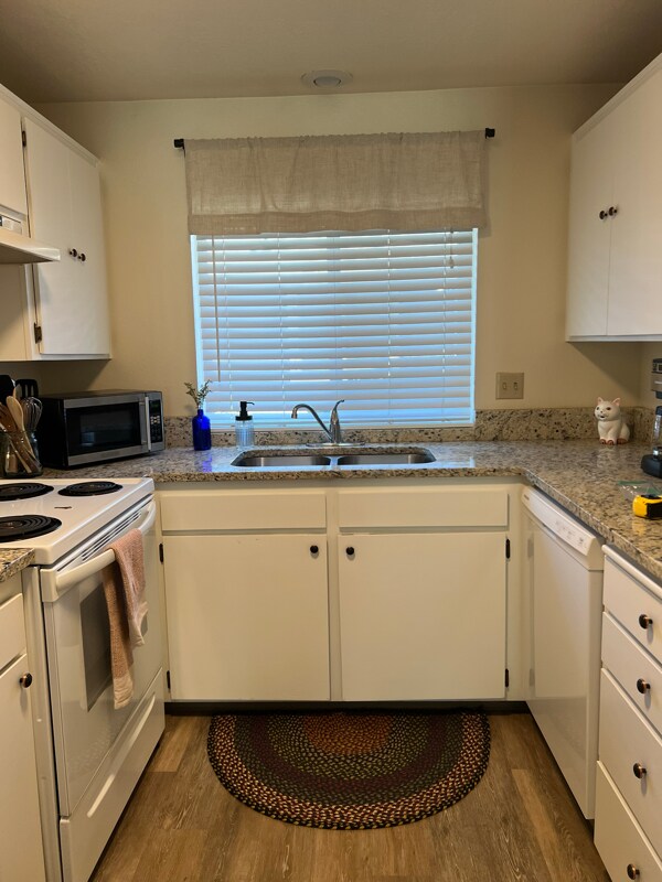 376 Catron St N unit 1, Monmouth, OR 97361 - photo 5