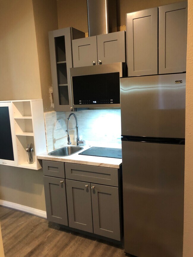 6568 N Caleb Ln unit Studio, San Bernardino, CA 92407 - photo 7