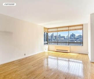 225 W 83rd St, New York, NY 10024