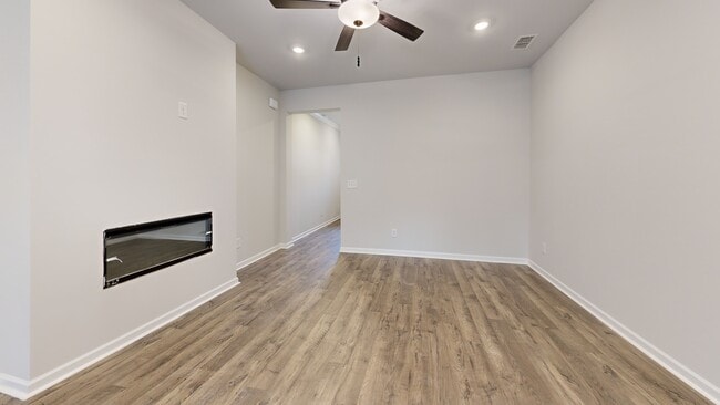 321 Yukon Dr unit 68, Conyers, GA 30094 - photo 2