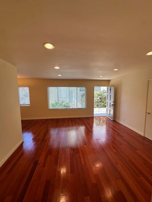 1034 9th St, Santa Monica, CA 90403 - photo 1