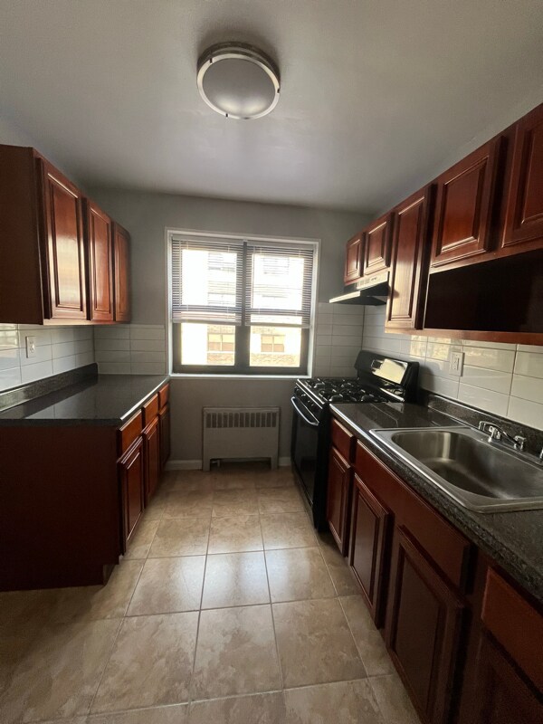56 S Munn Ave unit 8E, East Orange, NJ 07018 - photo 2