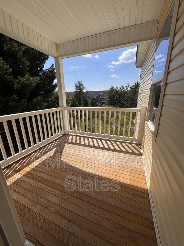 204 Walnut Hill Dr unit B, Easley, SC 29642 - photo 6