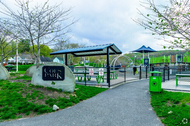 Nestled on the shores of Coes Pond, Coes Park is a playground that caters to all age groups and is universally accessible, located off Mill Street.